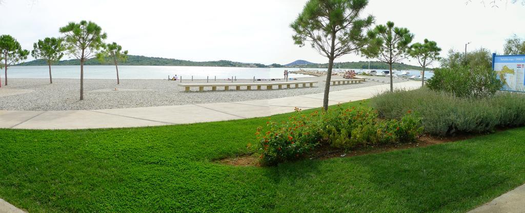 Apartments Vodice Srima Habitación foto